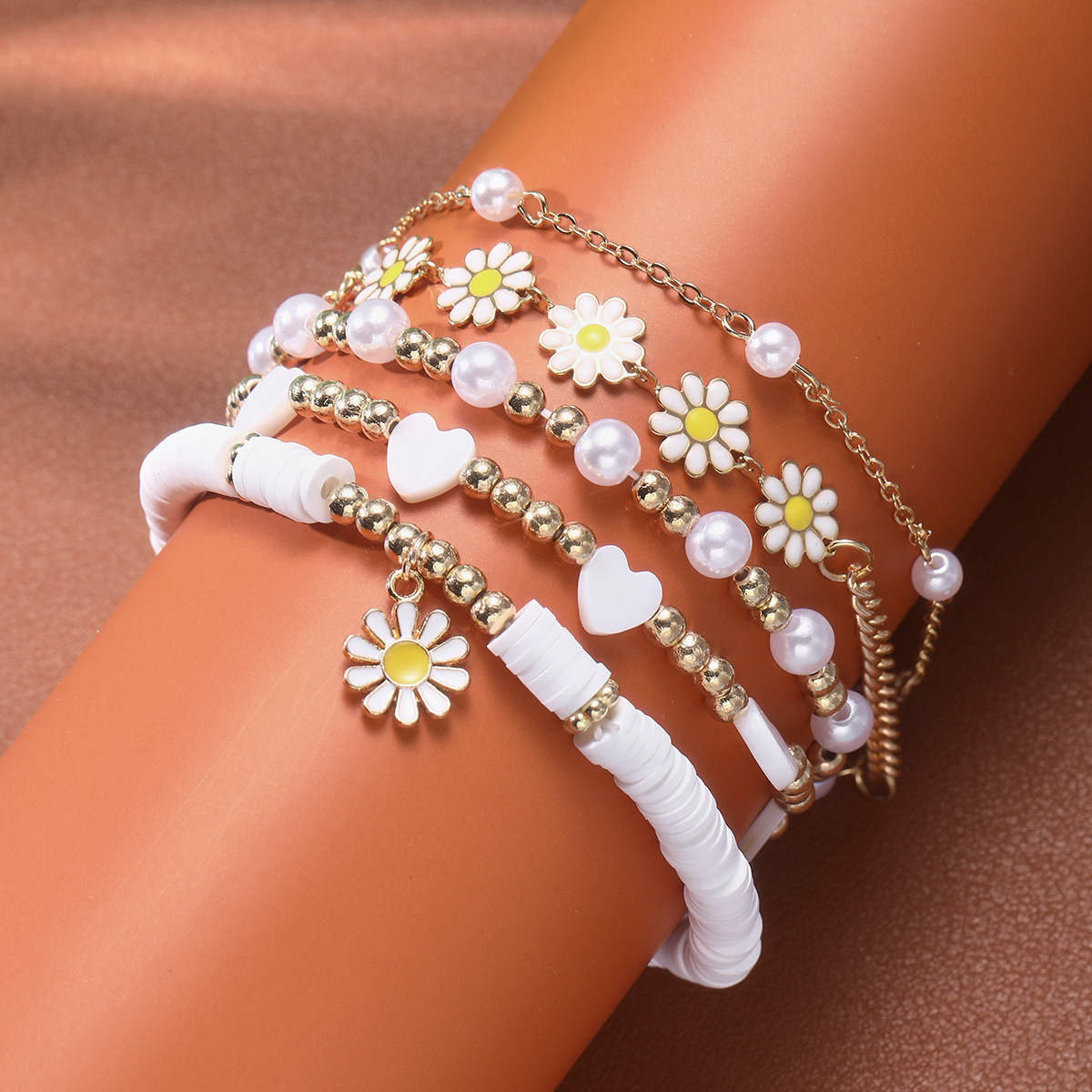 Wholesale Jewelry Pastoral Flower Daisy Alloy Pearl Beaded Wristband Bracelets display picture 5