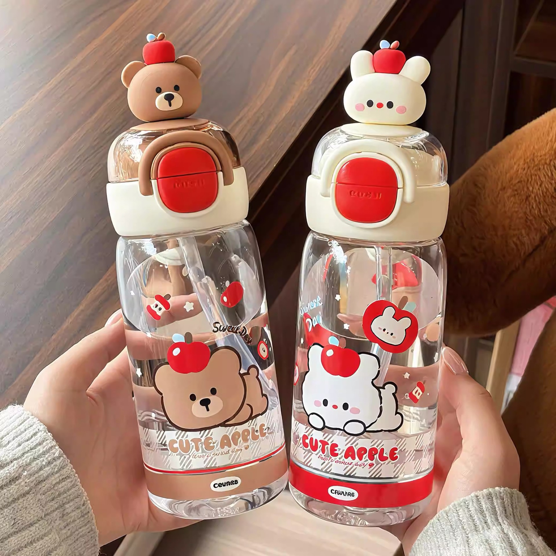 Cute taza de agua de dibujos animados para niños estudiantes taza de paja doble bebida taza de mano portátil taza de plástico resistente a altas temperaturas