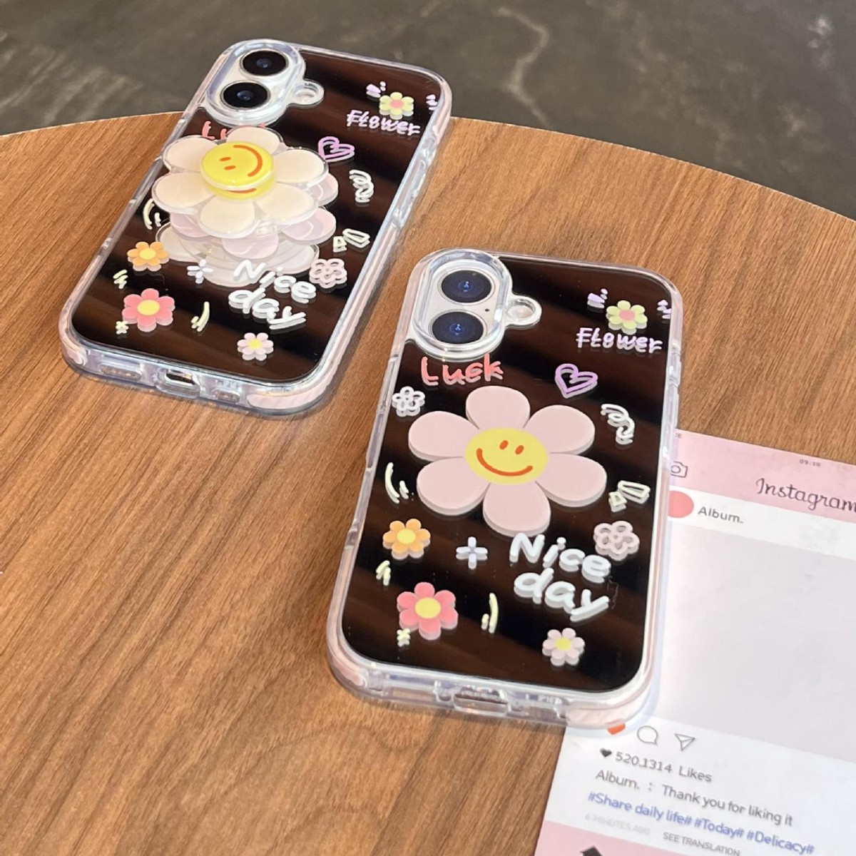Verano pantalla completa pequeña flor pequeña espejo inglés adecuado para Apple 16ProMax funda para teléfono móvil 15/14 New 15Pro Mujer 13