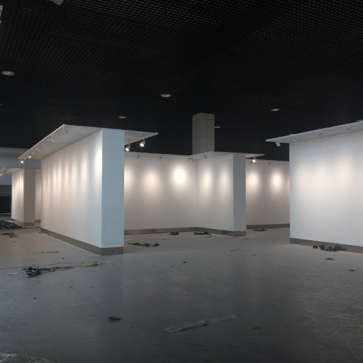 美术移动展墙美术馆活动展墙 展馆展厅展板展墙固定展臂书画展墙