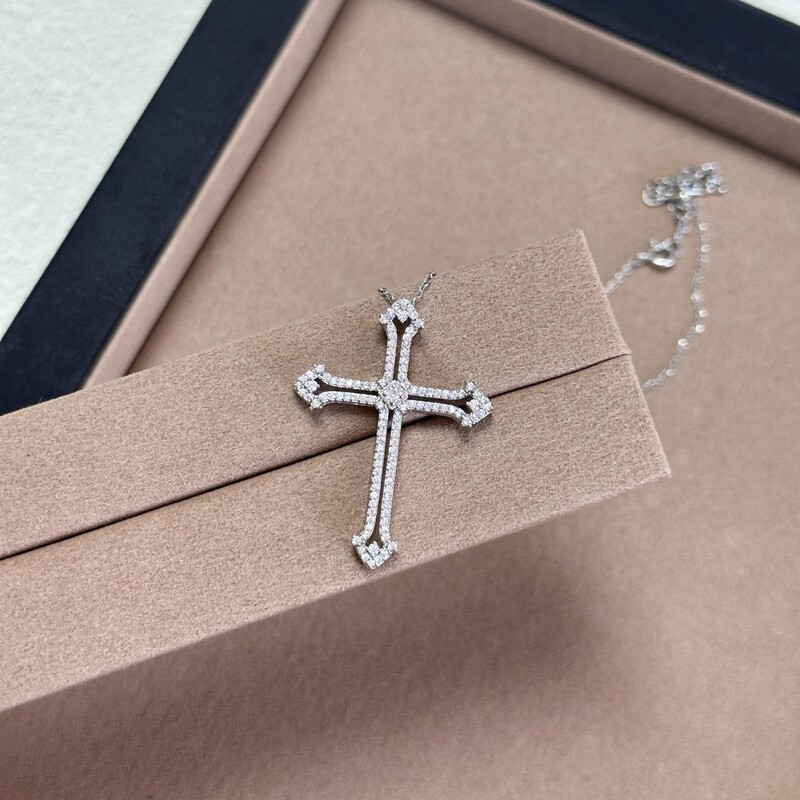 Trendy Bm Full Diamond Arrow Cross Pendant Necklace from Xiaohongshu, Niche Design, Light Luxury, Vintage, High-End Personality