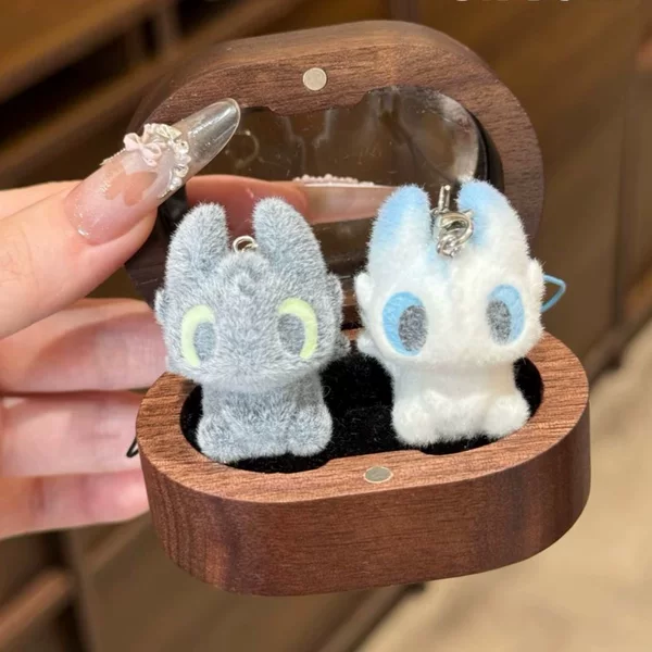 Little Red Book's Same Creative Small Gift, Toothless Boy, Light-Shining Couple, Mobile Phone Chain, How to Train Your Dragon Doll, Bag Pendant