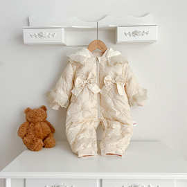 冬季女宝宝保暖连体衣0-2岁加绒加厚爬服婴儿夹棉爬爬服棉衣棉服