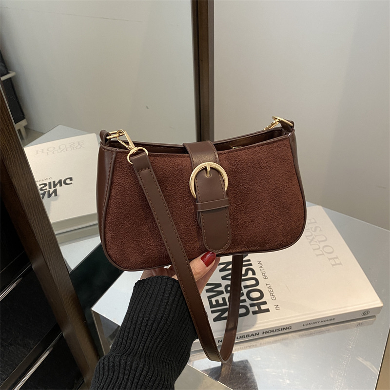 Simple retro hebilla de cinturón de moda esmerilado bolso de mujer 2024 otoño invierno nuevo nicho axilar popular bolso de hombro literario