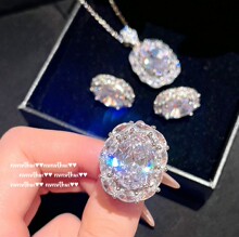 �����ļ⃺�� �貵��Ό�ʯ�� ����ǧ�� �18K�� �ʹ��ʯ��ָ