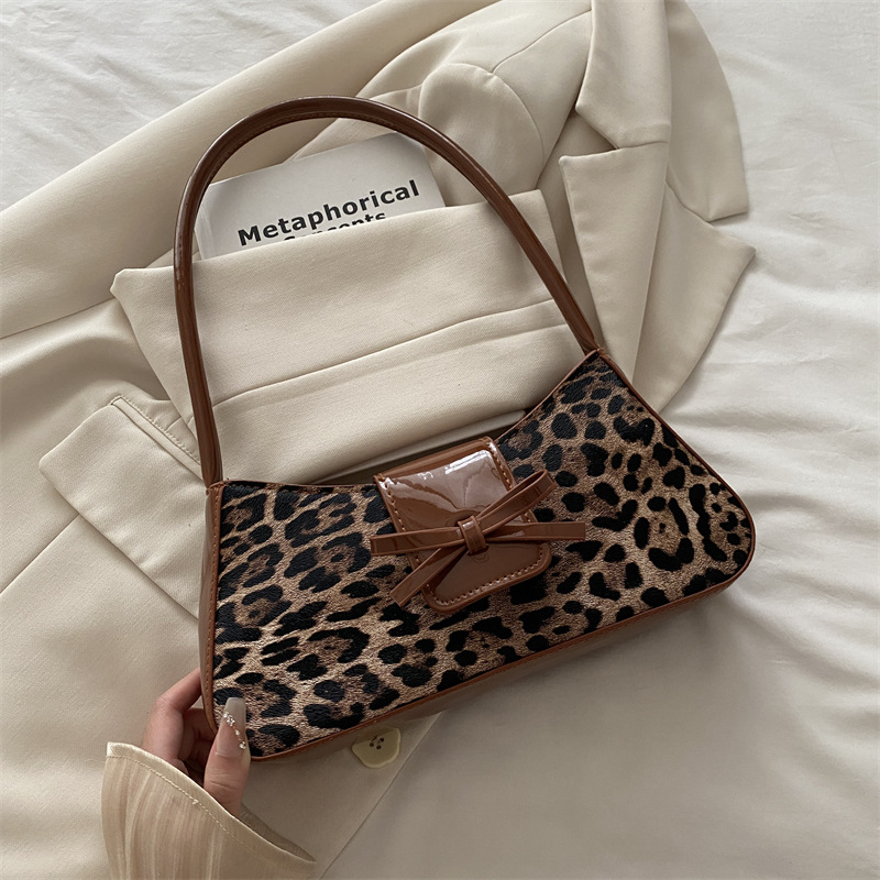Borsa a spalla elegante da donna con stampa leopardata versatile_voghion.com