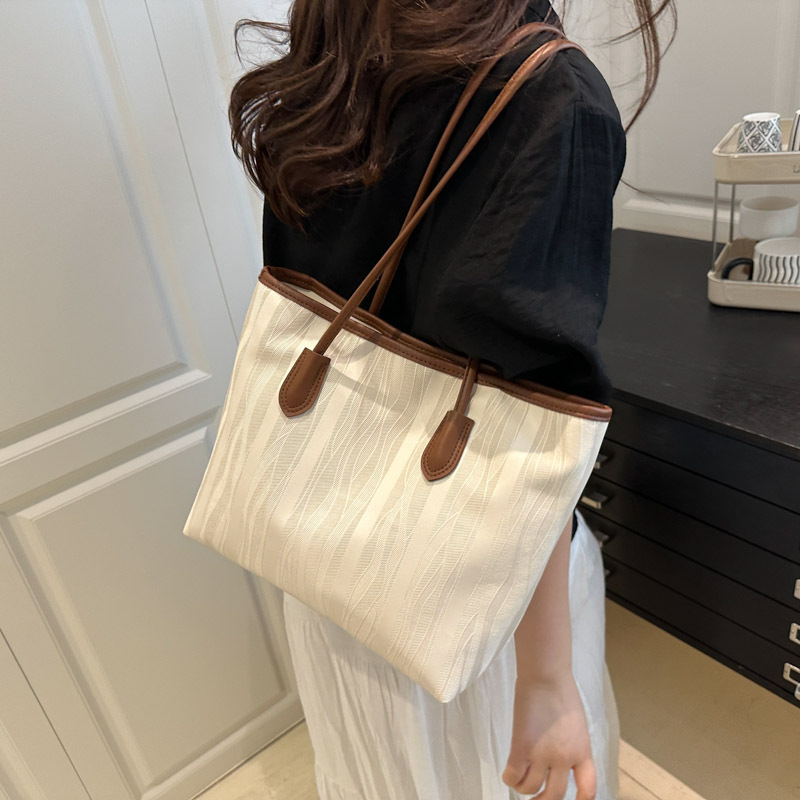 2025夏季新款女士单肩托特包个性潮流时尚休闲简约质感大容量包包|undefined