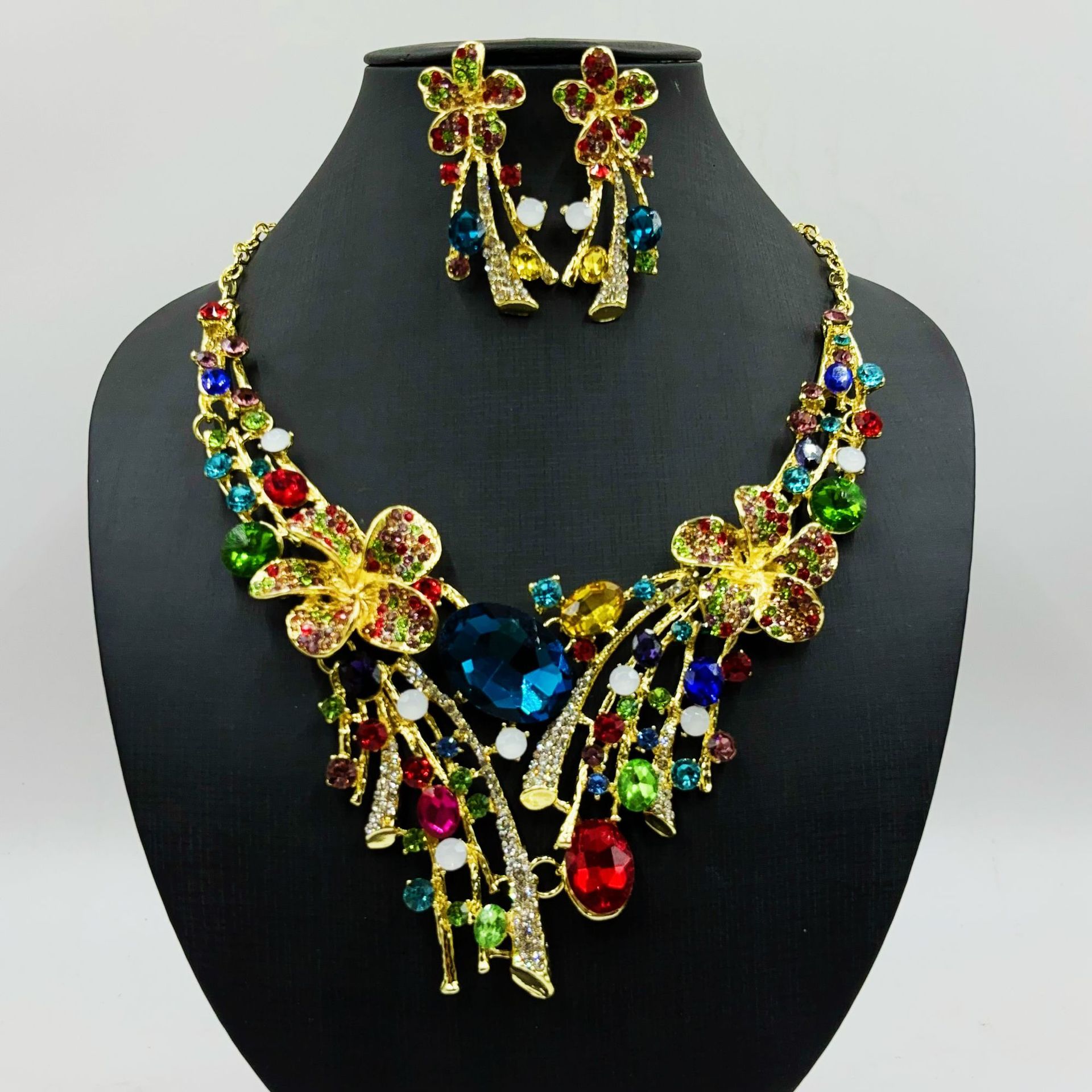 Cross-border e-commerce European and American style exaggerated crystal flower colorful necklace and earring set for brides, wedding banquet jewelry set