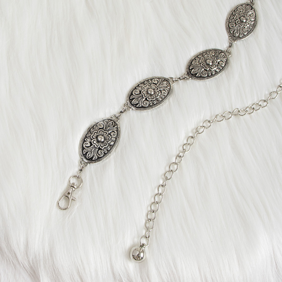 Nuevo estilo tallado de metal vintage Cadena de la cintura de las mujeres de plata antigua bronce estilo occidental en relieve aleación transfronteriza ventas nacionales en stock