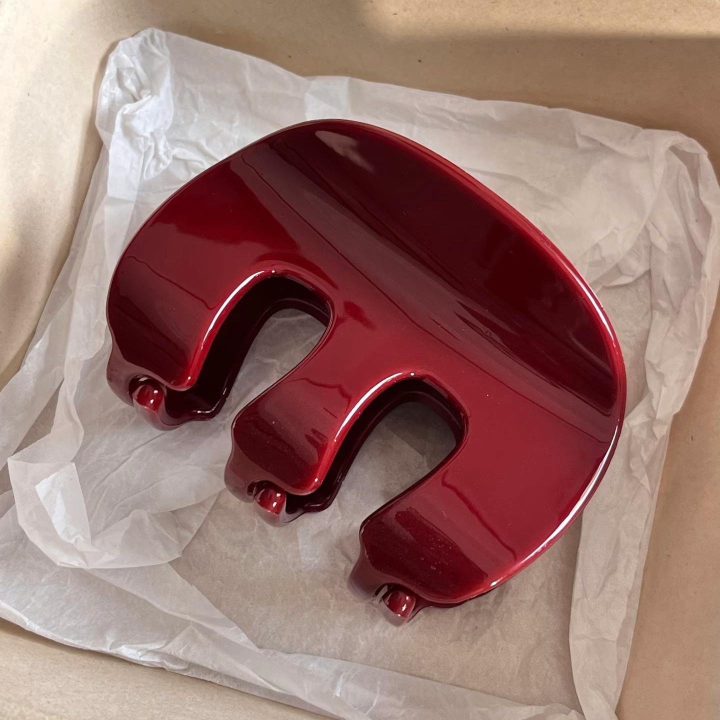 Glossy m style red