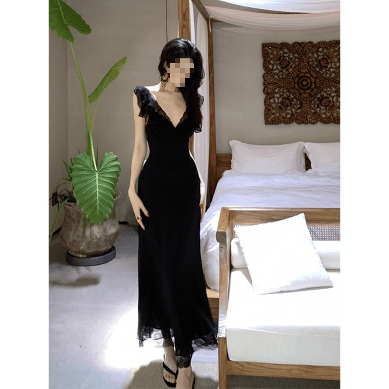Birthday party dress, long gown, beautiful and elegant, waist-cinching, ruffled, black V-neck, flutter-sleeve dress for women, summer