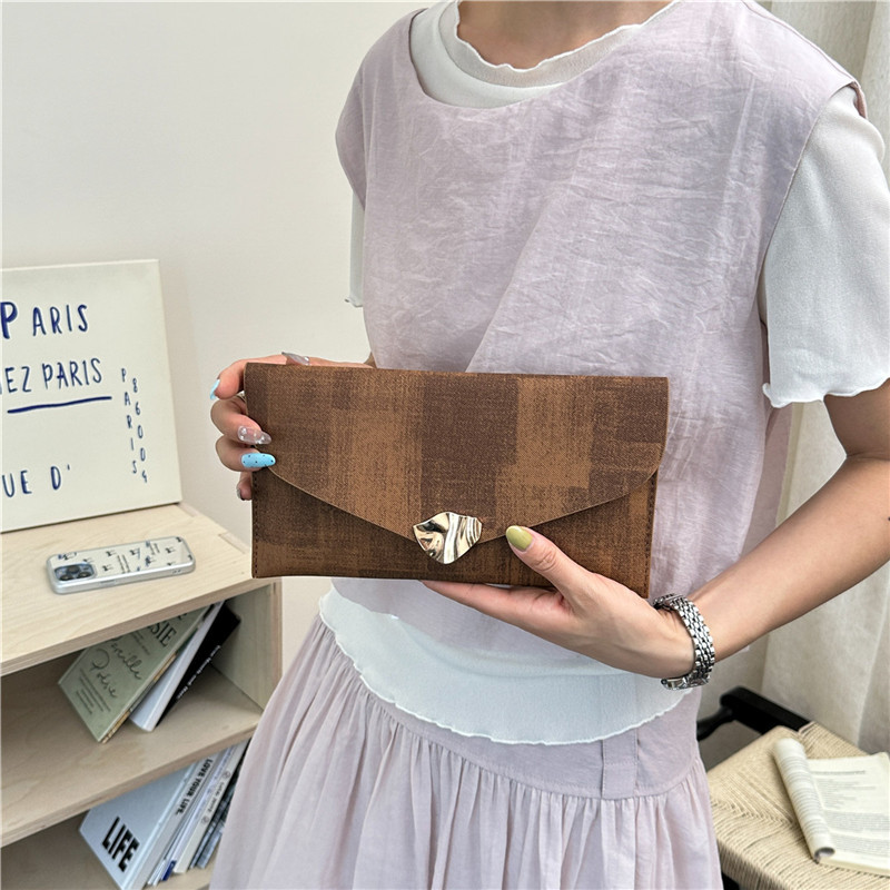 2026 nuevo bolso cuadrado simple bolso casual personalidad bolso de mano sobre bolsa de mano texturizado bolso de mano mujer verano