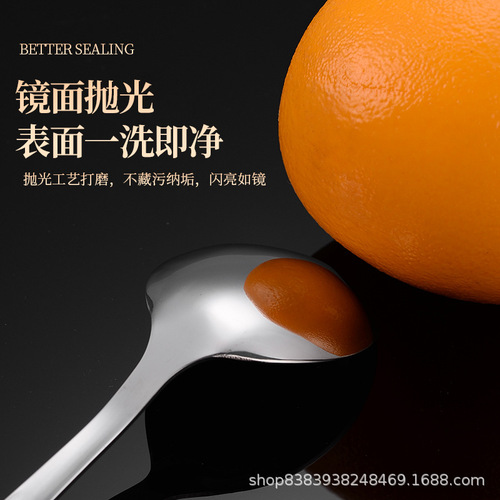 Stylish high-quality stainless steel dining spoon with hammered pattern, suitable for home and Western cuisine, ideal for food and soup.
