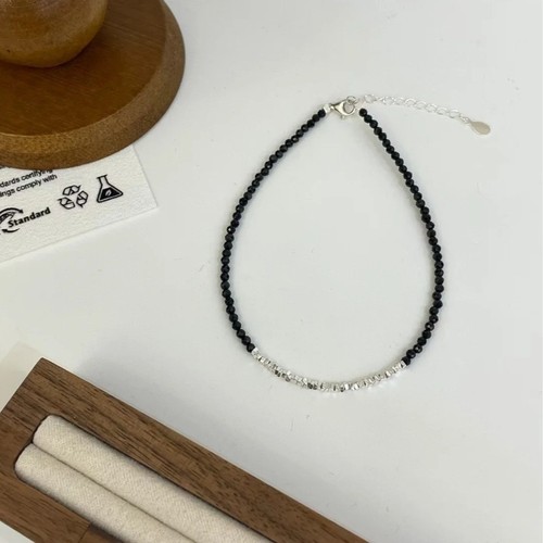 Black Gold Tip Splicing Broken Silver Chain for Women, Unique Niche Light Luxury High-End Design Beaded Jewelry for 2025 Sisters