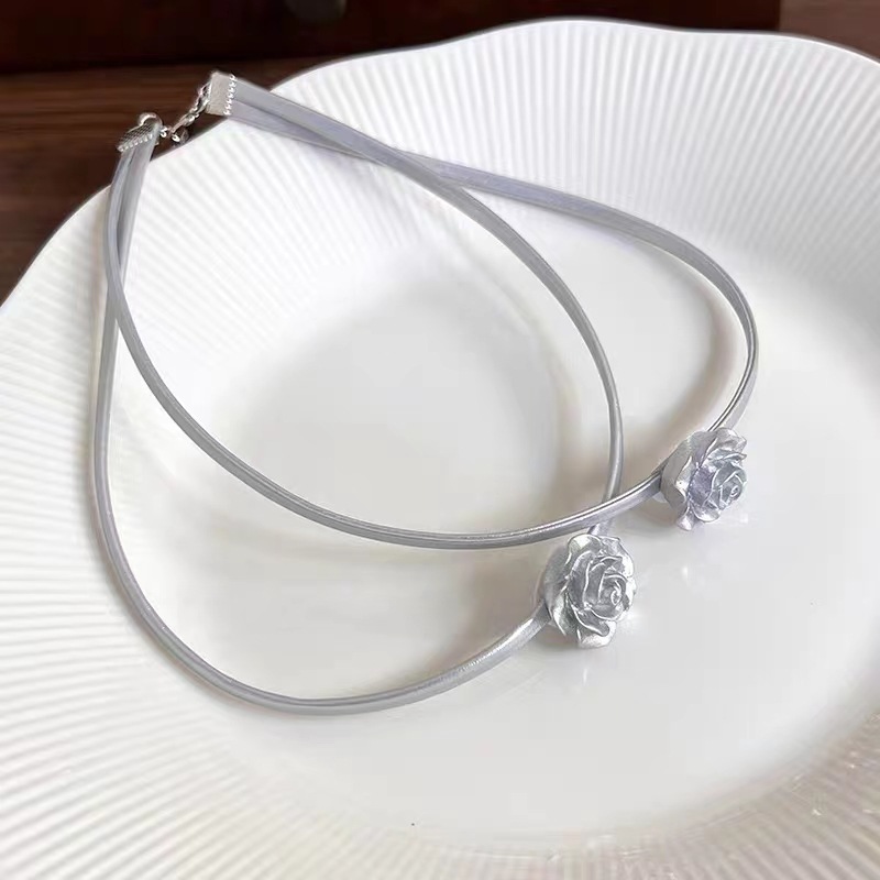 Zilvergrijze roze dubbellaagse nis, lief en cool pittig meisjessleutelbeen choker halsketting, trendy_voghion.com