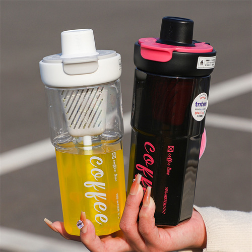 New original design fashionable water cup for girls, high-looking plastic cup, Tritan material, double drinking cup, strawberry tea leakage
