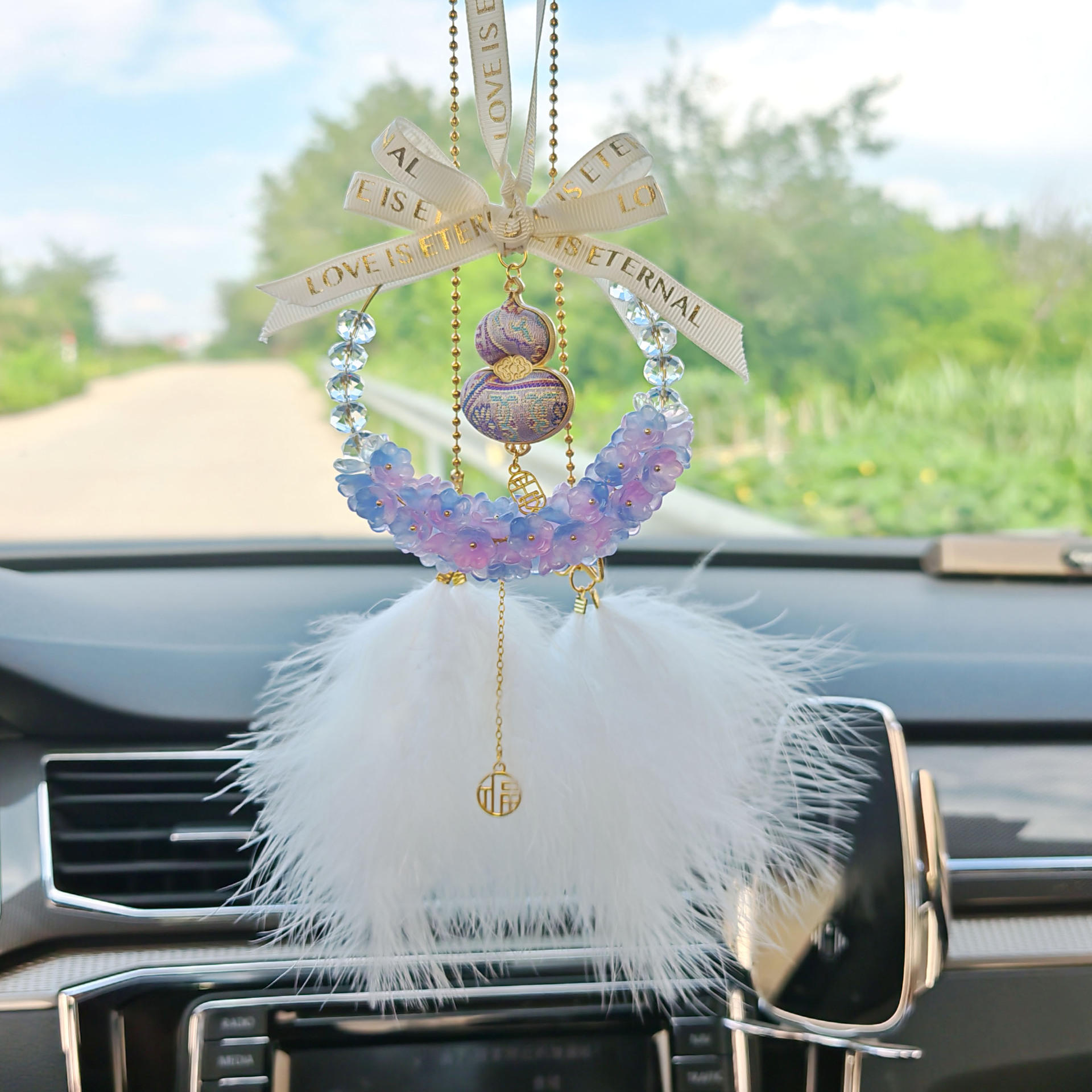 Crystal gourd car hanging rearview mirror decoration, women's safety pendant, car interior accessory