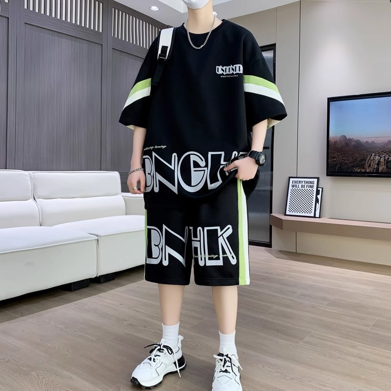 Casual Suit Boys Short-Sleeved Summer 2025 New Youth Men's Handsome Trendy Student T-Shirt Two-Piece Set