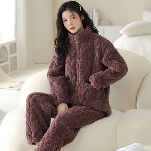 Ůʿ˯�¶����Ӻ�ӽqɺ���q�A���\���ӱ�ů�����a���⴩�Ҿӷ�