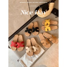 ���ы�ͬ��һ����ЬŮ���⴩����bi��ٴ�sƽ��ͨ���⴩H����
