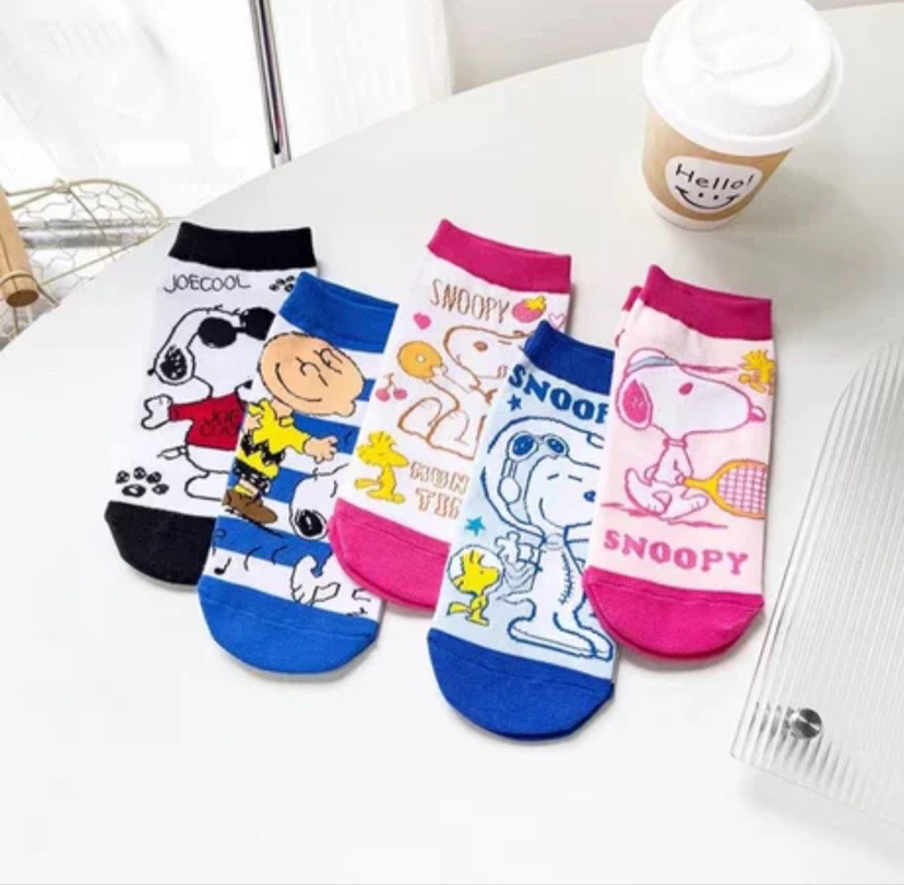 Calcetines coreanos de caricatura, estilo casual, corte bajo, modelo Crayon Shin-chan, en stock.