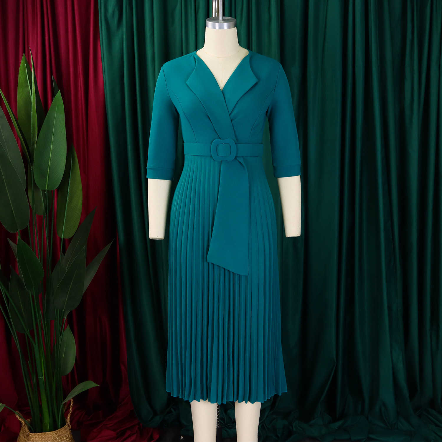 Women's Blazer Collar Pleated Waist Skirt Set For Autumn Winter_voghion.com
