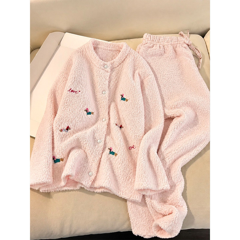 Sweet and cute dachshund dog knitted fleece pajamas for women, warm pink thickened home wear set for autumn and winter Sweet and cute dachshund dog knitted fleece pajamas for women, warm pink thickened home wear set for autumn and winter