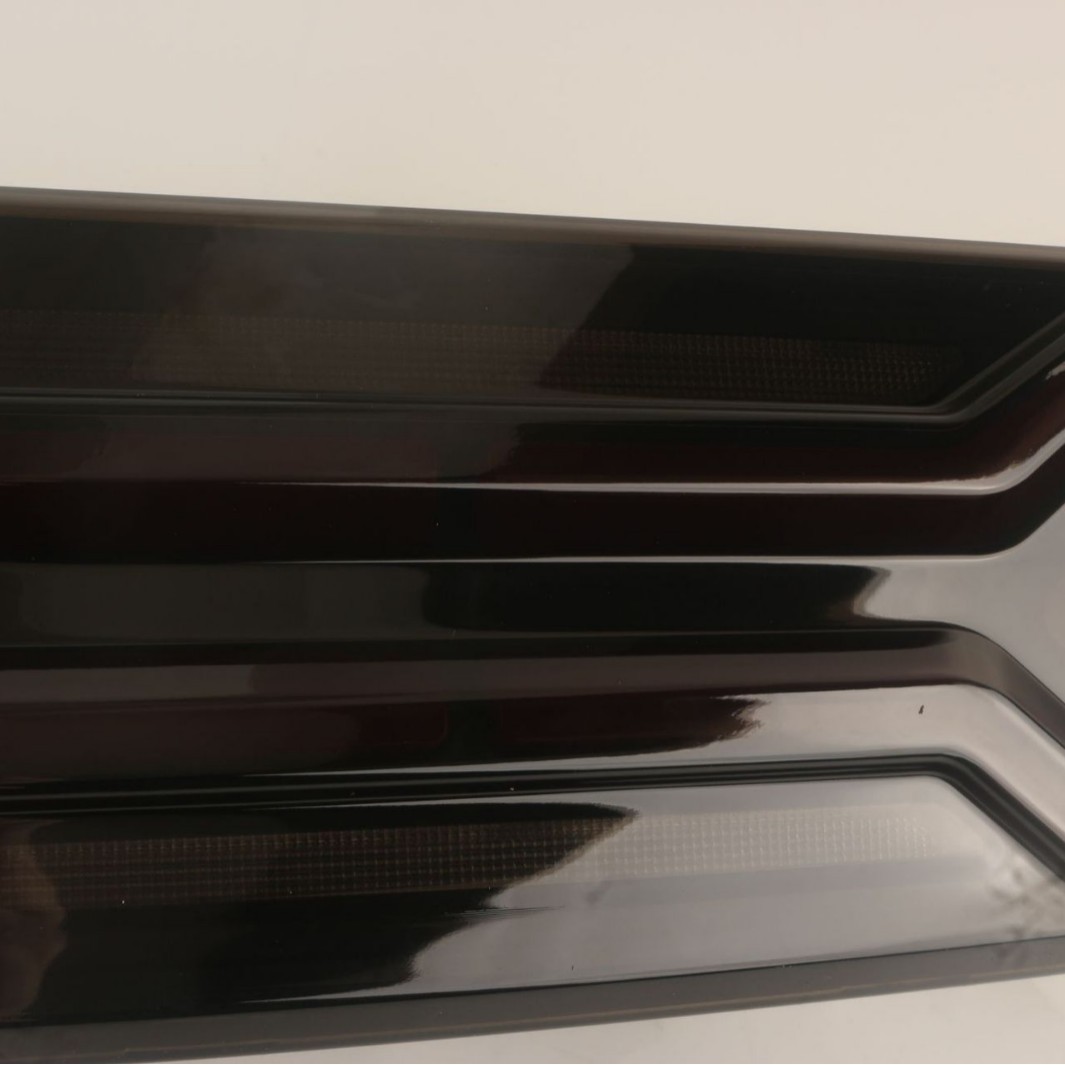 Aplicable para 17 - 21 Suzuki JimnyJimny conjunto de luces traseras de freno de servicio modificado luces de dirección