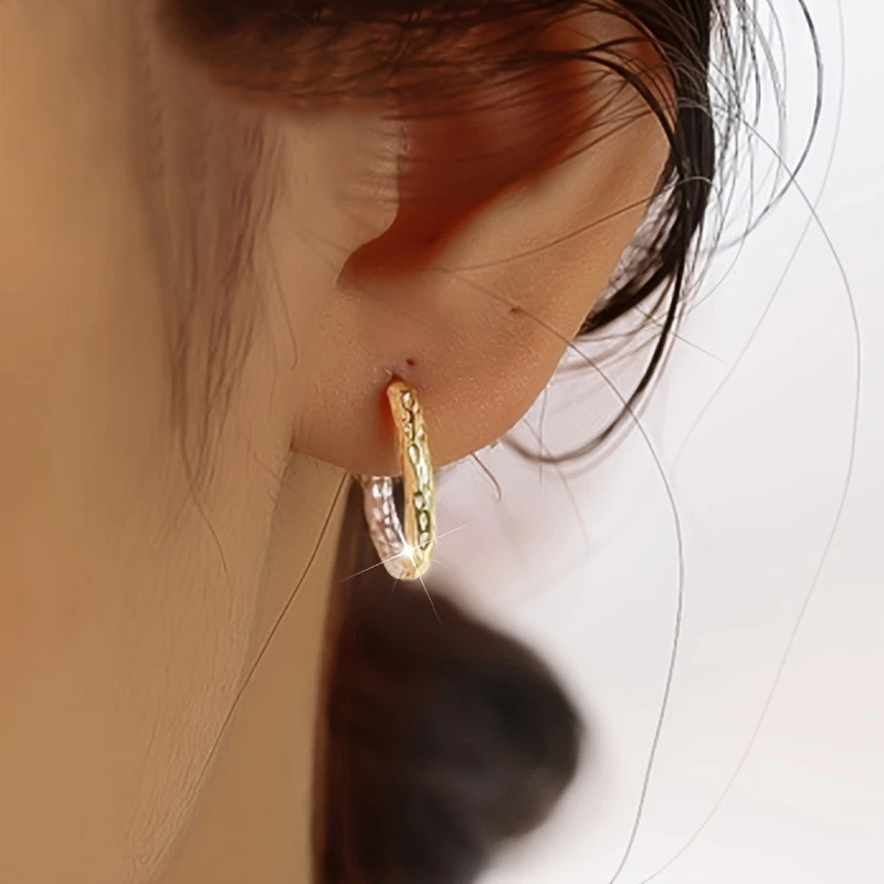 Gold And Silver Two-tone Textured Hoop Earrings For Women_voghion.com