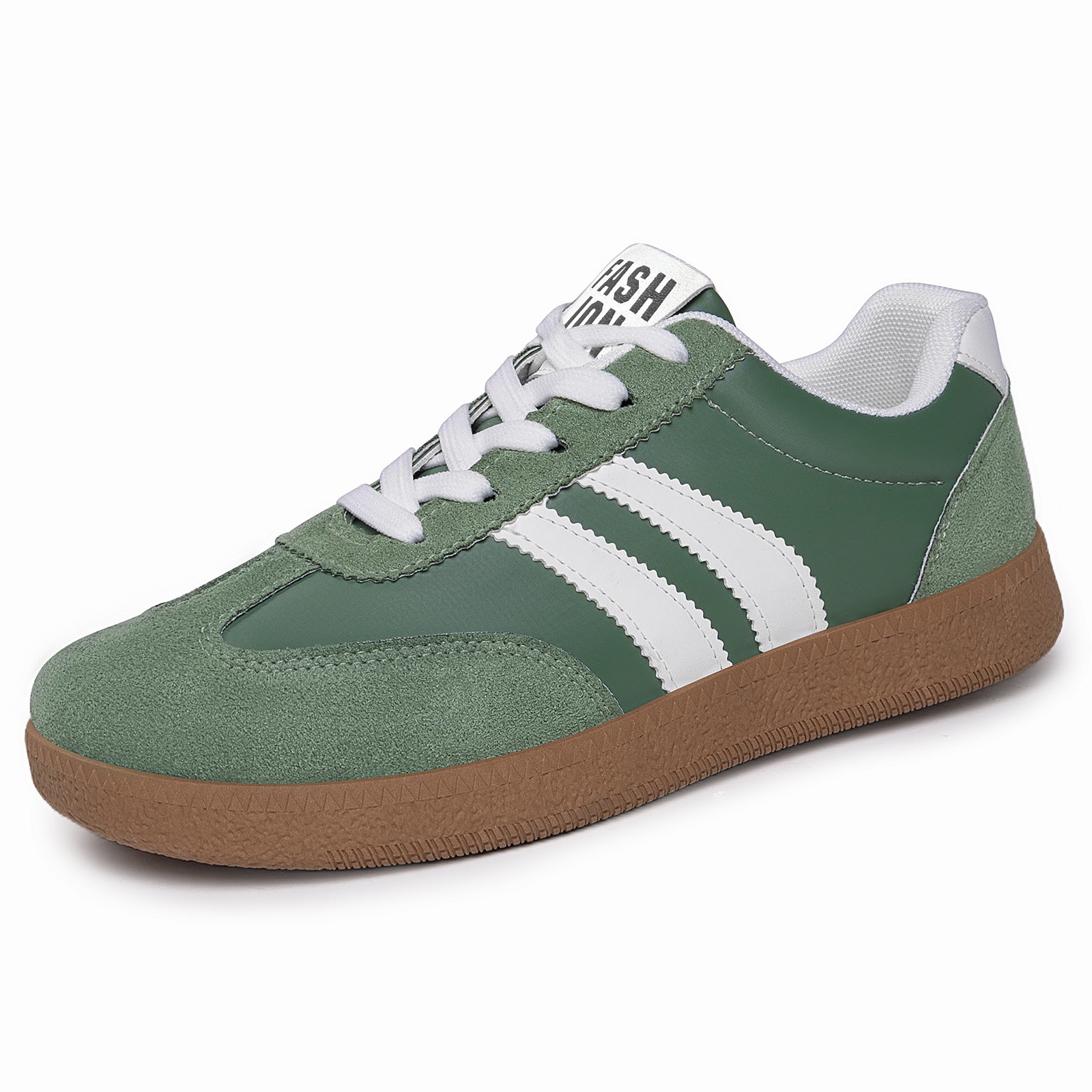 Zapatos de entrenamiento retro de primavera de mujeres nuevos zapatos de skate casuales a rayas de color combinados con zapatos de estudiante suaves al por mayor