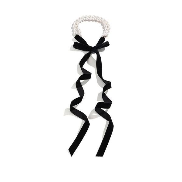 elegant accessory from pearl