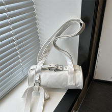 �������а���ŮС�����Ҹ�·������^���r�������Lͨ�ڰٴ�μ��