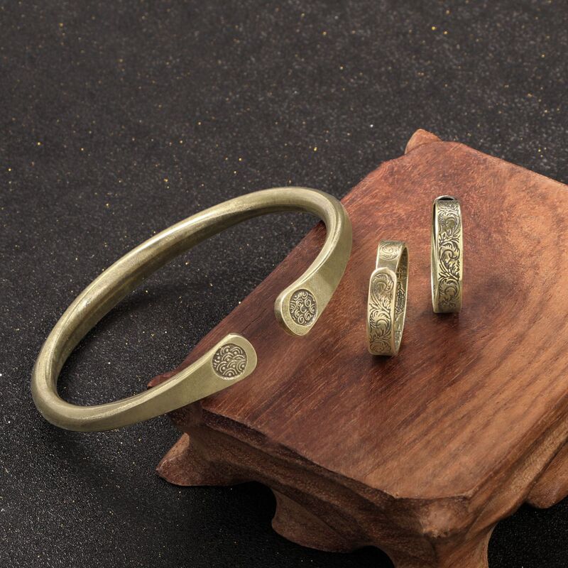 Chinese Style Antique Imitation Brass Bracelet and Ring Set, Copper Bracelet and Ring, Couple Rings, Antique-Style Decoration Chinese Style Antique Imitation Brass Bracelet and Ring Set, Copper Bracelet and Ring, Couple Rings, Antique-Style Decoration