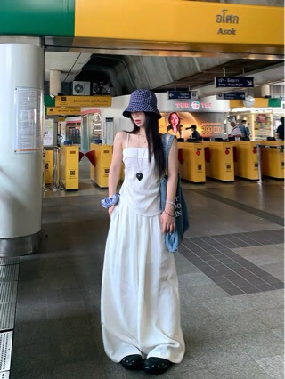 Fashionable Thin Summer Set Korean Style Casual Waist-Cinching Slimming Strap Top Loose Lazy Wide-Leg Pants Women's New Model Fashionable Thin Summer Set Korean Style Casual Waist-Cinching Slimming Strap Top Loose Lazy Wide-Leg Pants Women's New Model