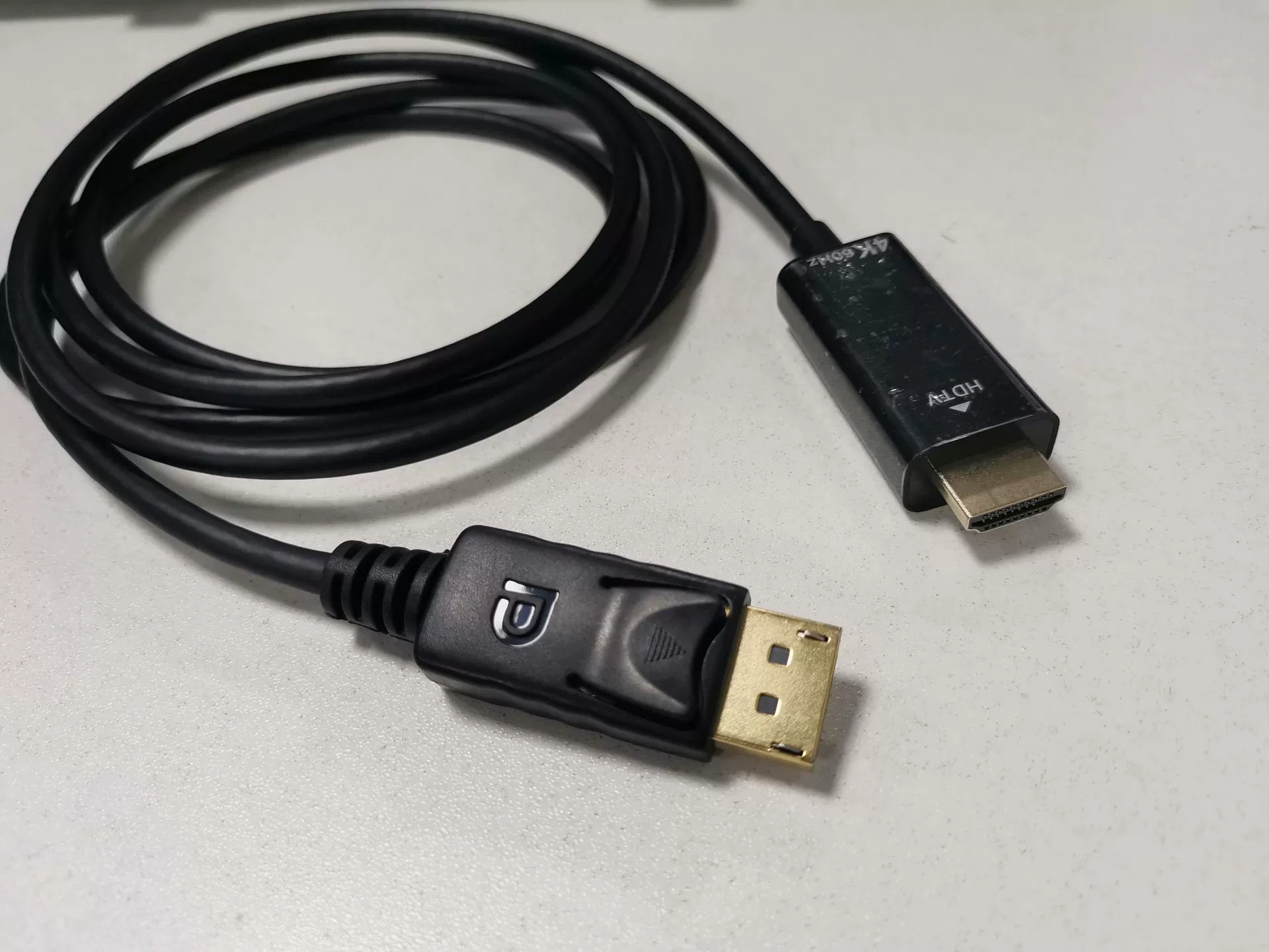 Ying Rong Displayport to HDMI HD conversion line DP to HDMI4K60Hz refresh rate