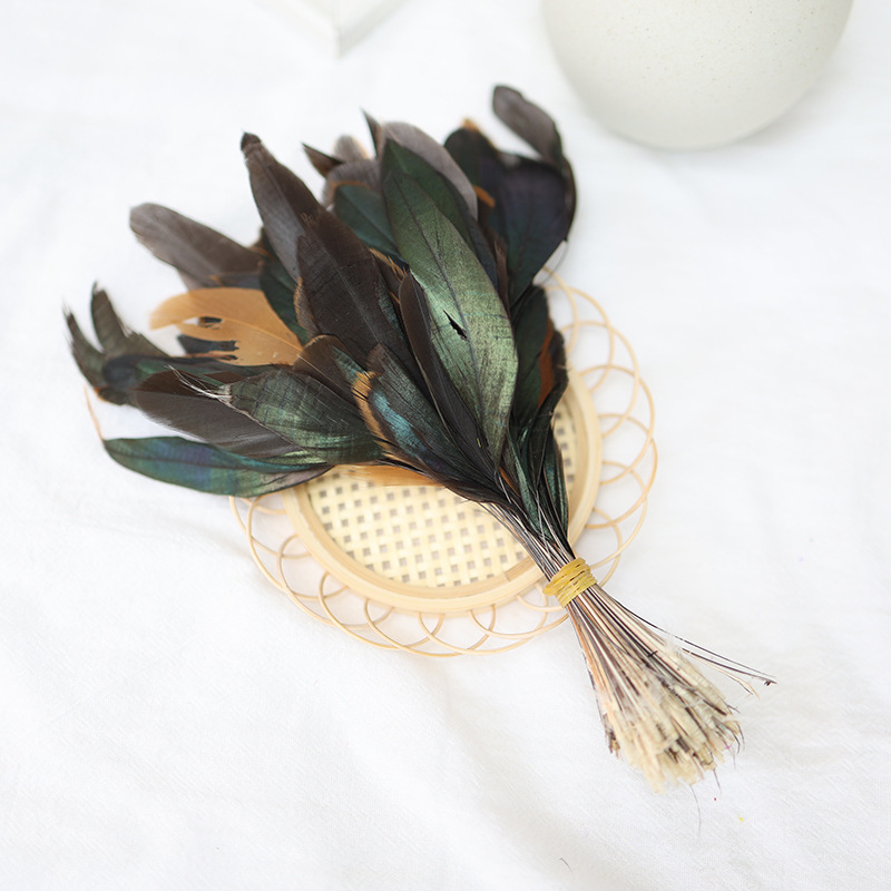 Plumas pequeñas al por mayor de plumas de faislo natural decorativas plumas artesanías bricolaje materiales hechos a mano divertidos accesorios de joyería de palo de gato