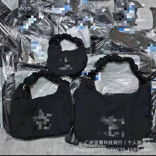 �ϼ�����б���Ҹ�°�2025�¿����μ�녶���羳С������������
