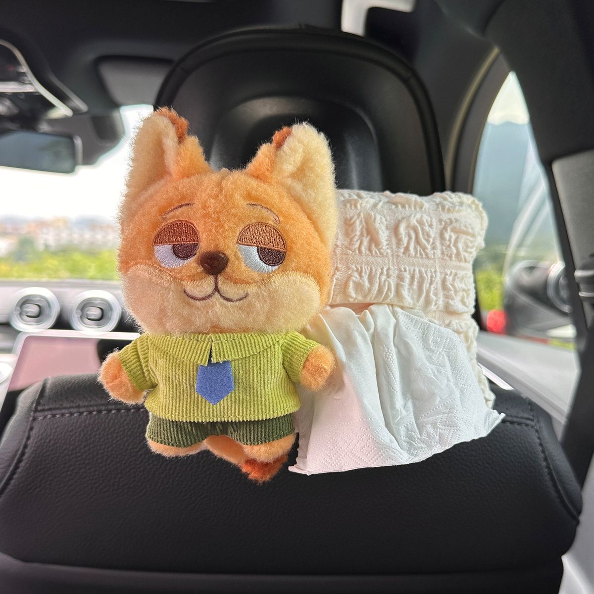 Zootopia Car Tissue Box, Car Tissue Holder, Car Paper Bag, In-Car Hanging Bag, Cute Decoration, Hanging Type