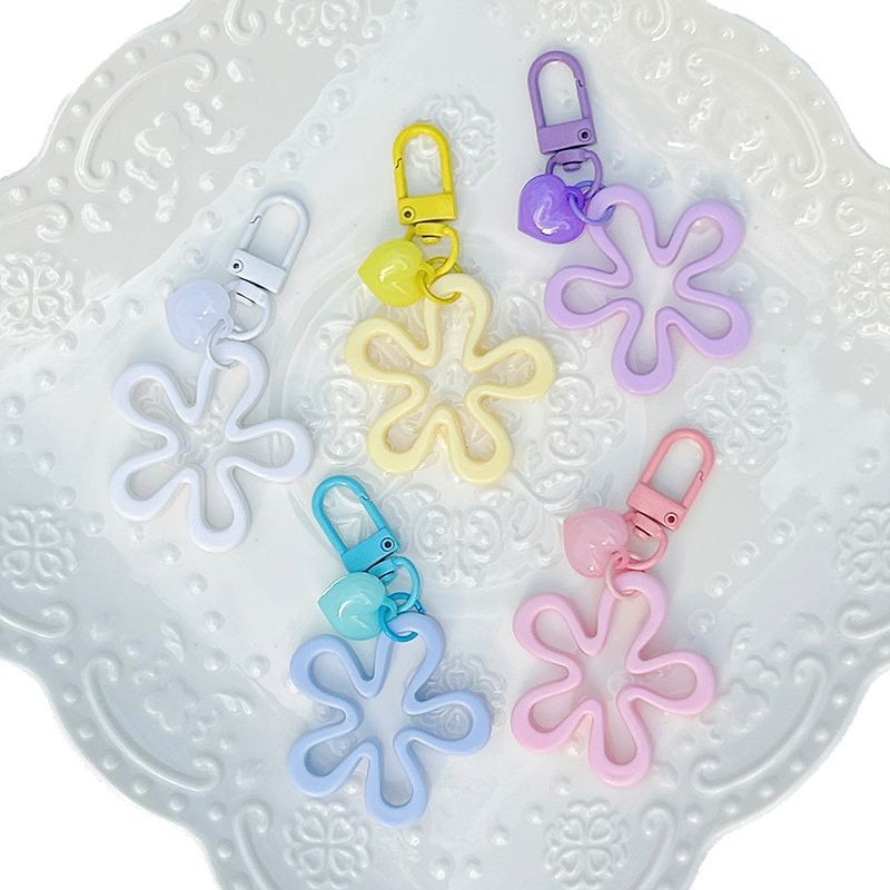 カラー大波花キーホルダーinsアクリル透かし彫り花愛掛けdiy携帯電話チェーン掛け部品