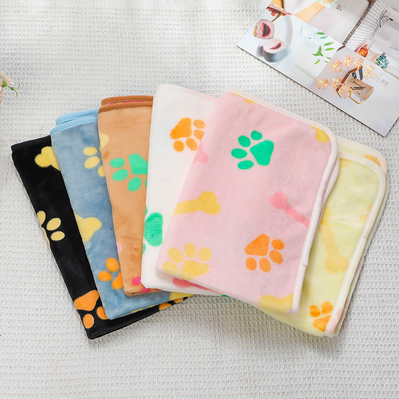 En stock al por mayor mascota impermeable manta engrosada perro manta franela impermeable mascota estera gato y perro cojín sofá cojín
