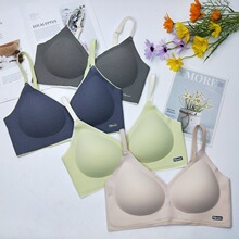 ِ��8011��к��s�o�۹̶�һ�w����Ȼ���z����Ů����΢�۔n���ر�