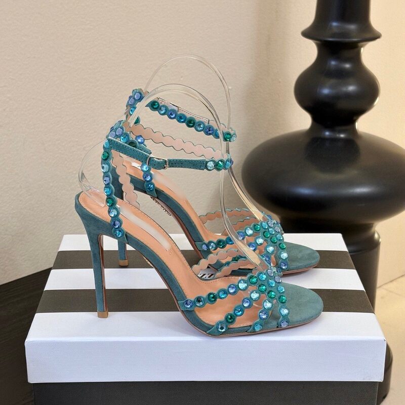 European Cross-Border 2026 Spring/Summer New Soft Leather Version with Rhinestone Cross Straps, Open-Toe Stiletto High-Heeled Sandals European Cross-Border 2026 Spring/Summer New Soft Leather Version with Rhinestone Cross Straps, Open-Toe Stiletto High-Heeled Sandals