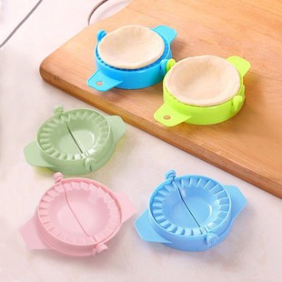 √1 Kitchen Manual Dumpling Making Mold, Household Dumpling Making Tool, Dumpling Clip, Colorfulful Dumplings