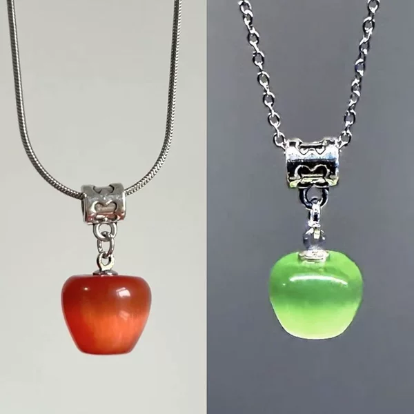 Girly Heart Red Apple Design Necklace 2025 Hot Style Sweet Clavicle Chain Birthday Christmas Heartbeat Gift for Women