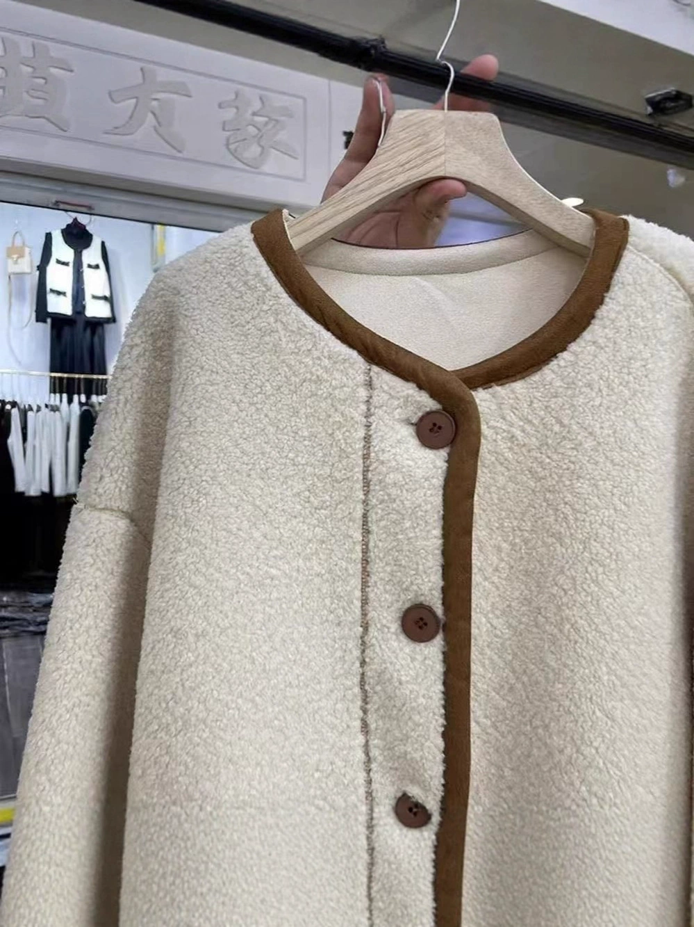 Велюровая короткая белая демисезонная стеганая куртка, стиль Chanel, корейский стиль, высококачественный стиль
