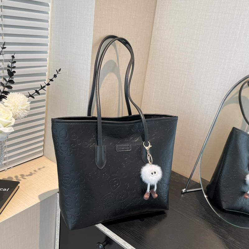Bolso de mano de viaje al trabajo 2024 otoño nuevo bolso de hombro de estilo bolso de brazo de moda bolso de mano coreano