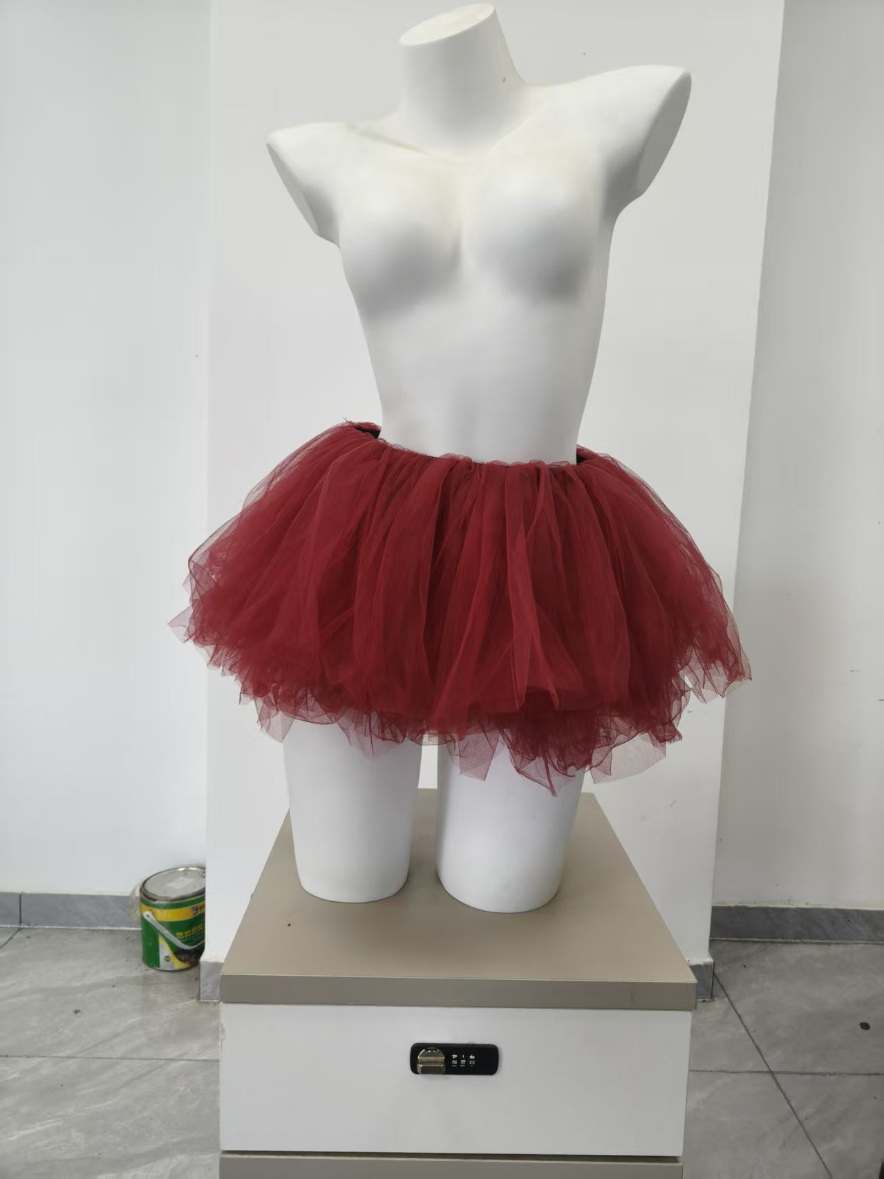 8930 버건디 투투 스커트