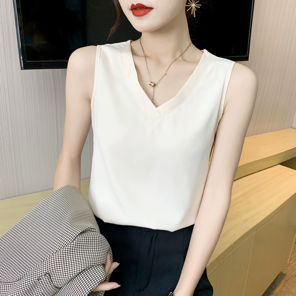 Женский комплект из топа и шифоновой юбки, летне-осенняя новинка 2025 года, белый, свободный крой