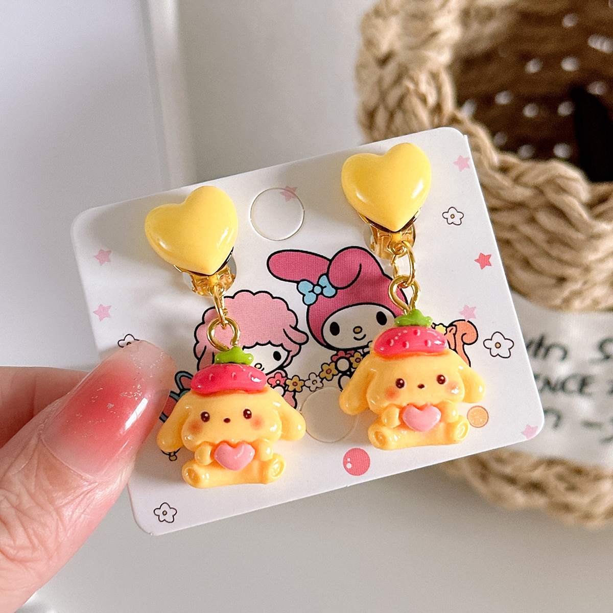 1 pudding dog [on card packaging]