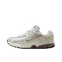 ���lZoom Vomero5 SP"Vast Grey"�R���ɏ͹�����ܲ�Ь���e�\��Ь
